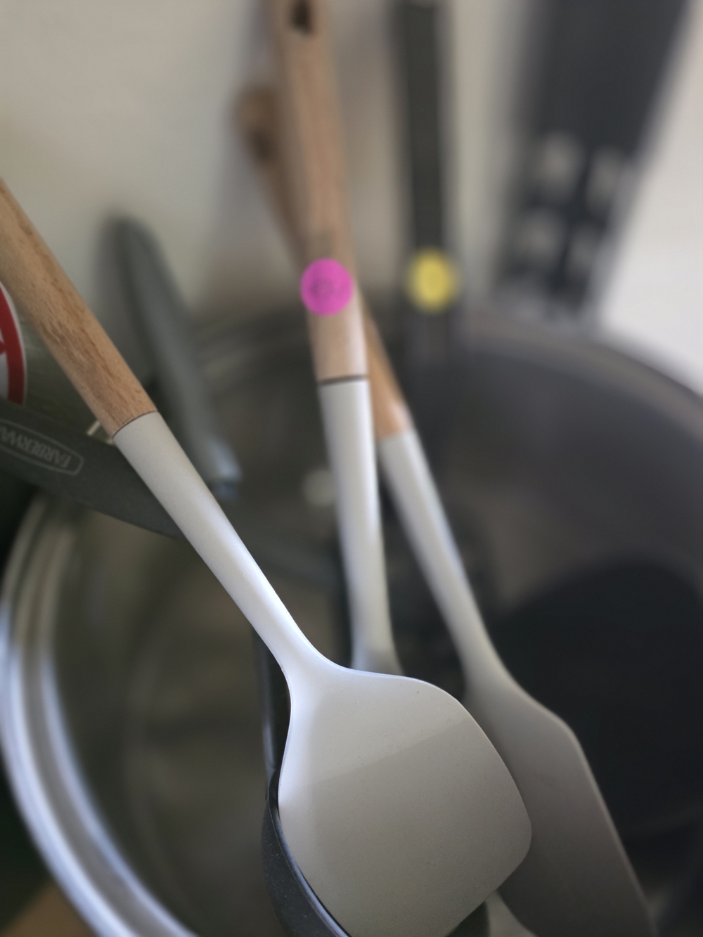 Wood Handle Silicone Spatula - White and Natural Wood